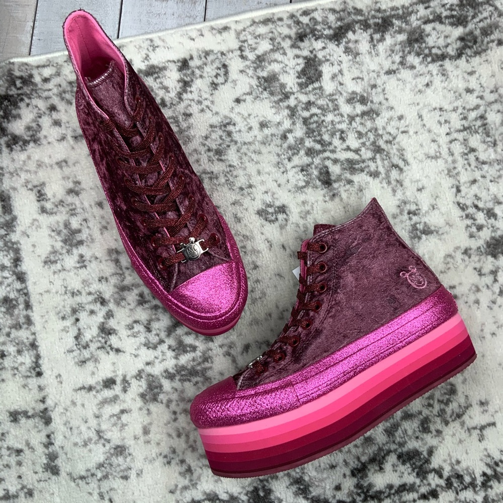 NIB Converse x Miley Cyrus CTAS Platform HI